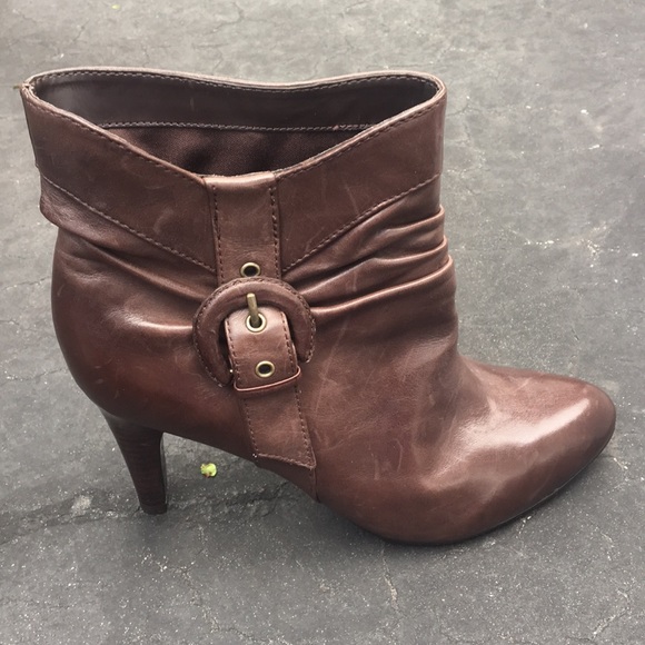 Cute new booties - Picture 2 of 4